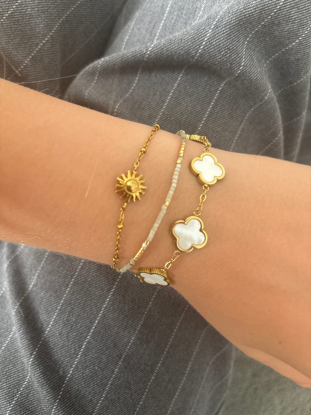 Customer photo review of Perlmutt Lucky Leaf Abbaddon Armband 14k Vergoldet