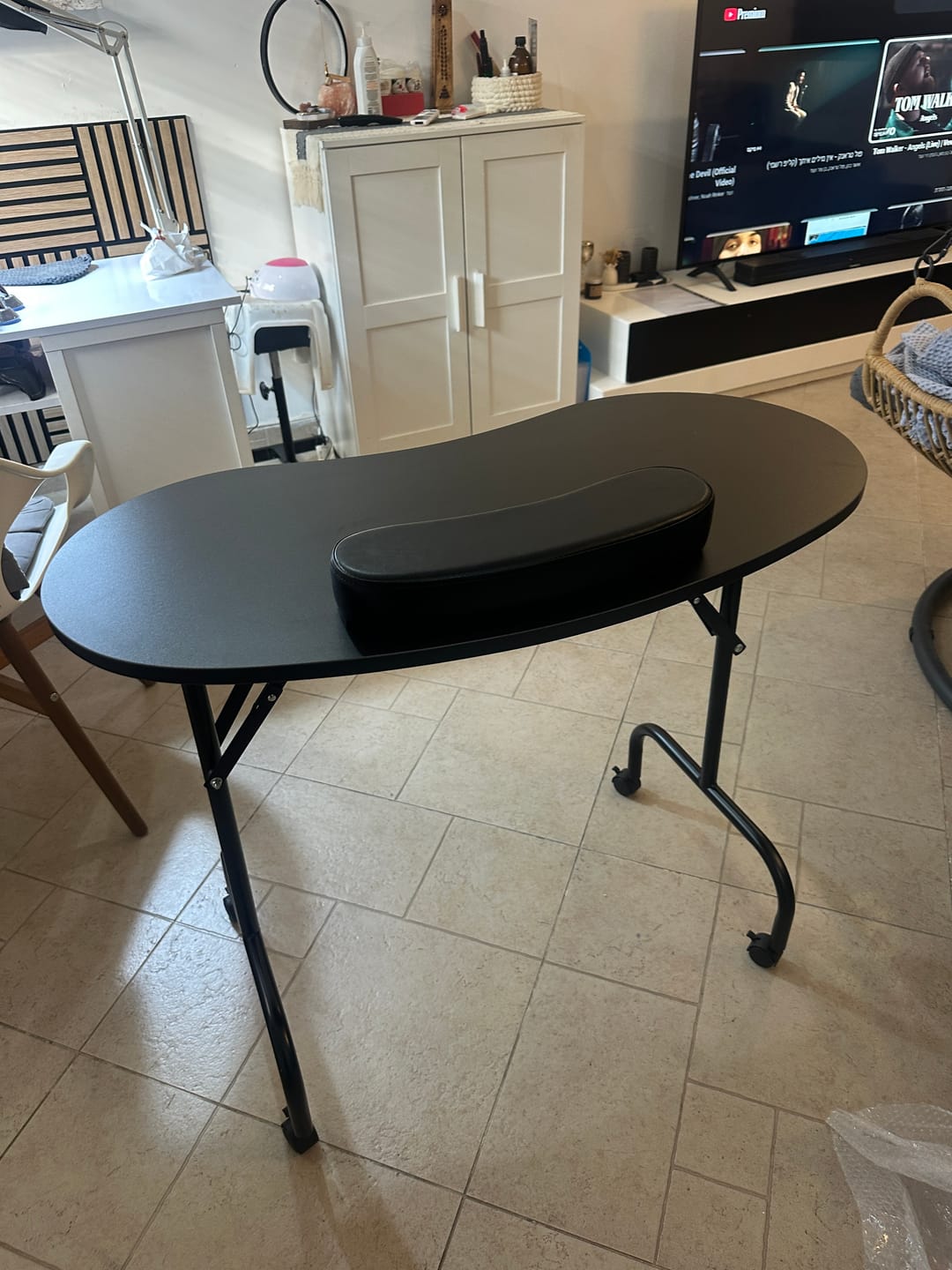 Customer photo review of שולחן מתקפל לבניית ציפורניים