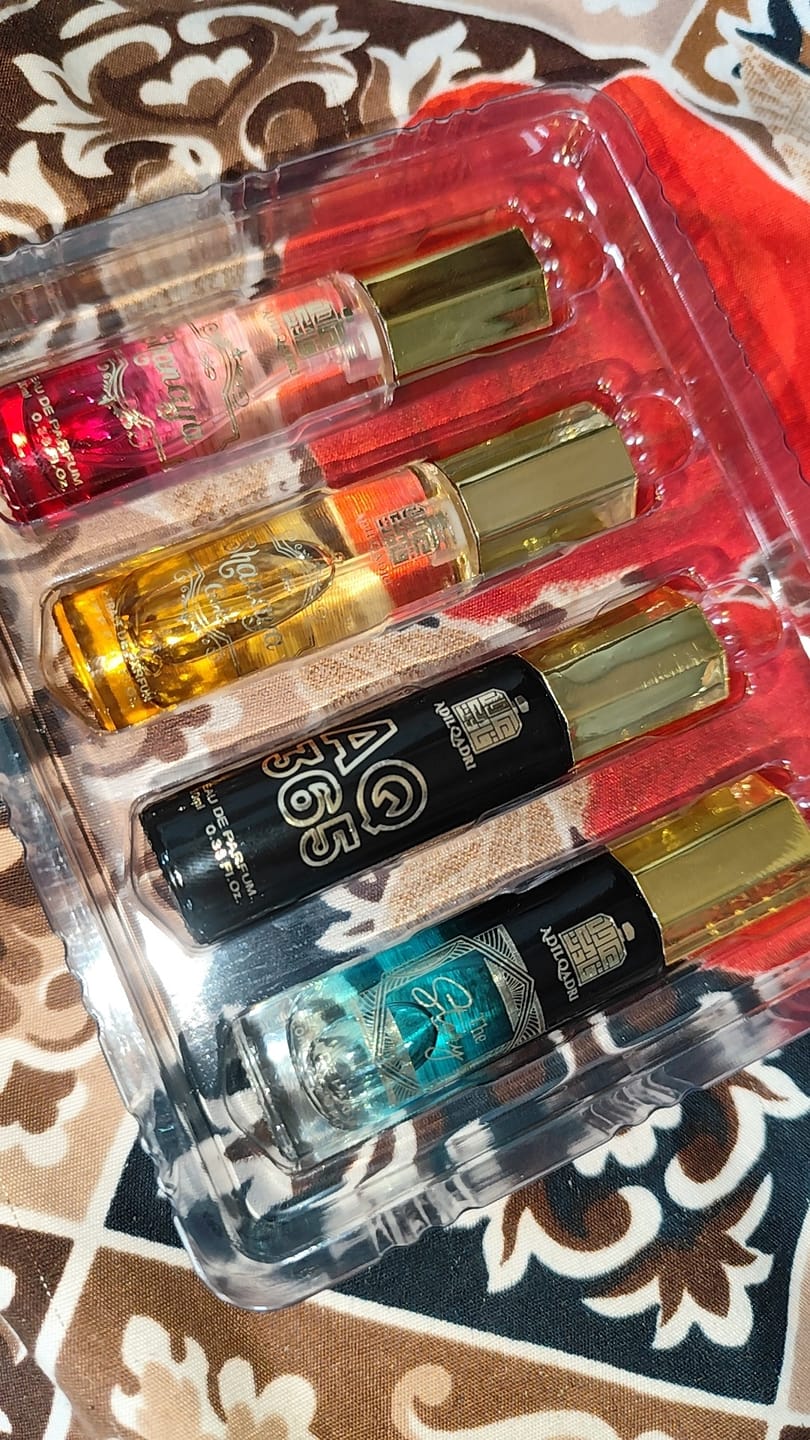 Customer photo review of Perfume Gift Set 4 Pcs Premium Perfume Spray