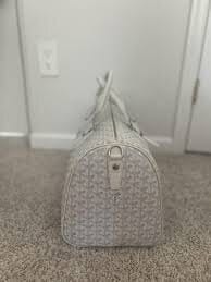 Customer photo review of Aventra Luxe Duffle