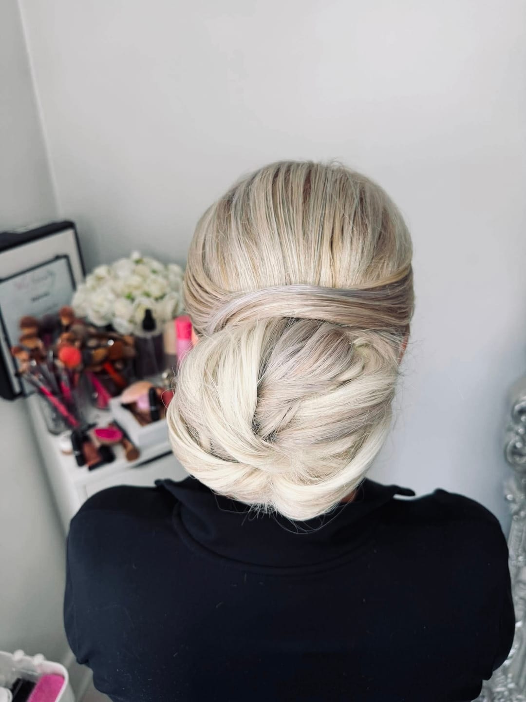 Customer photo review of Stranded Clip-in Mum Bun - Colour #112/600 Luna Sky