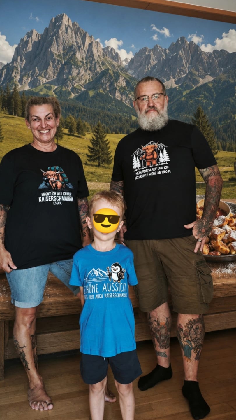 Customer photo review of Kaiserschmarrn Kuh T-Shirt Unisex