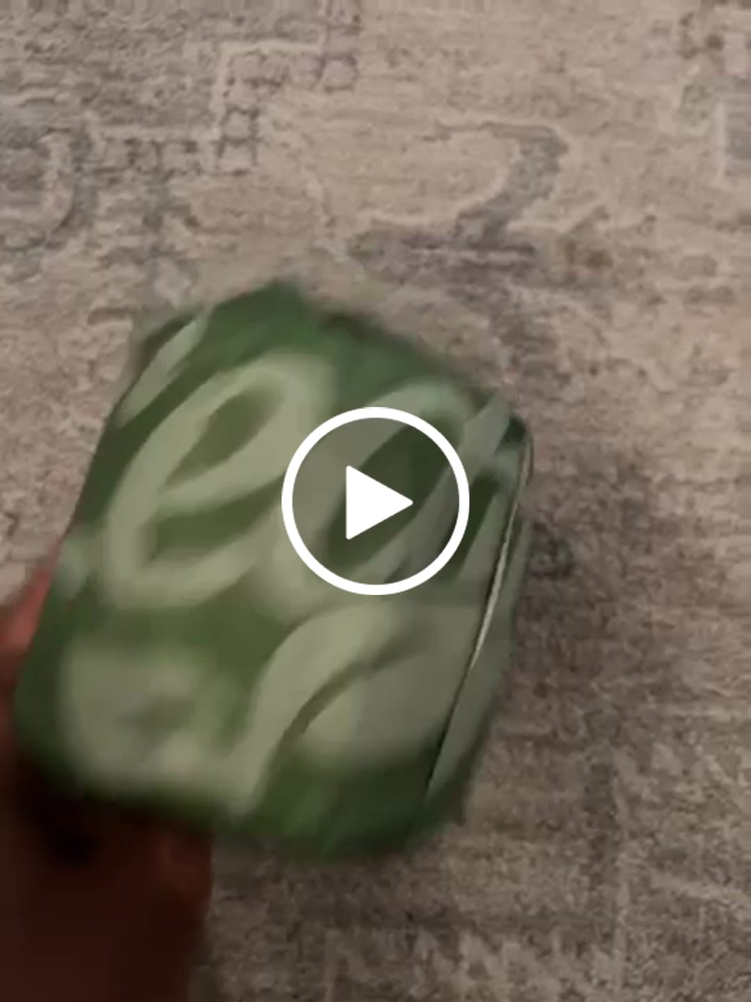 Customer video review of Leafy EarthLuxe Bamboo Reserve - 80 roll 2 ply