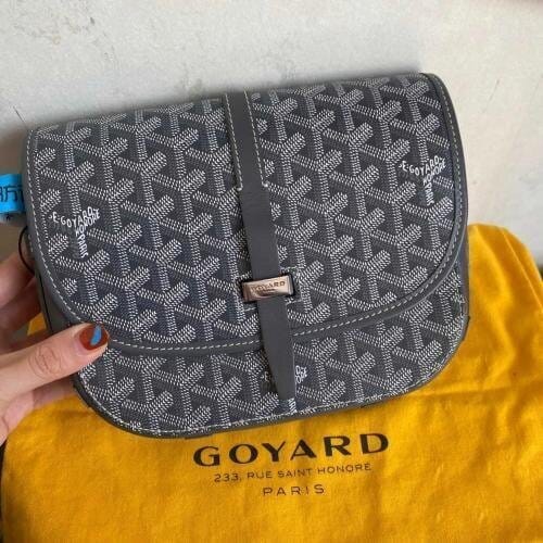 Customer photo review of Valmont Crossbody