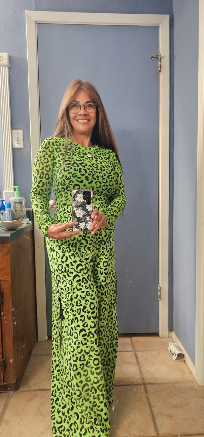 Customer photo review of Dale-Z Long Sleeve Mesh Crop Top