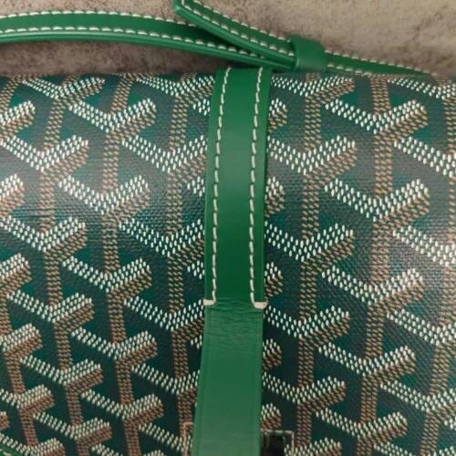 Customer photo review of Valmont Crossbody