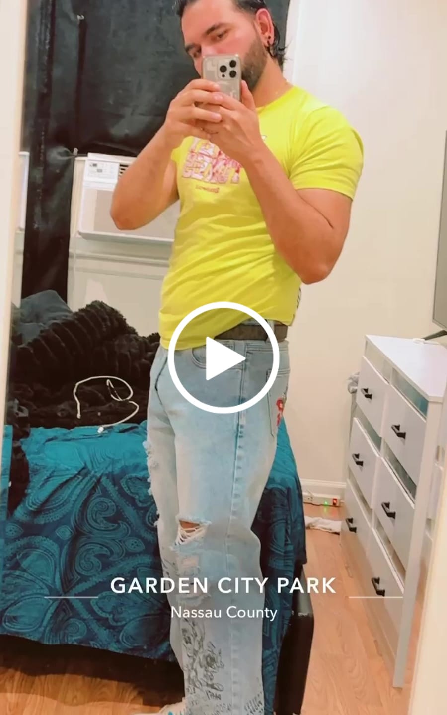 Customer video review of 6035 - Looney Tunes Denim Jeans