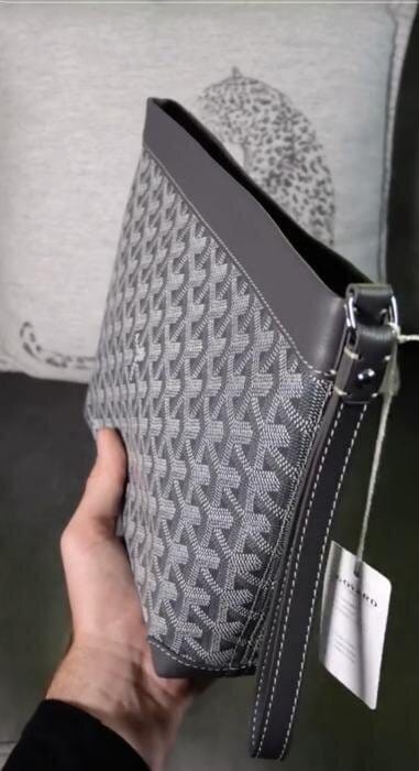 Customer photo review of Luméra Pouch