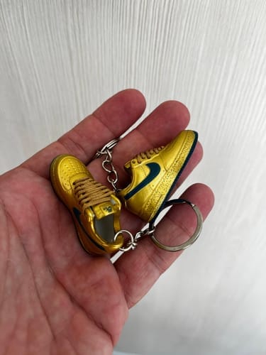 Customer photo review of AJ1 Collection | Mini Sneakers Keychain