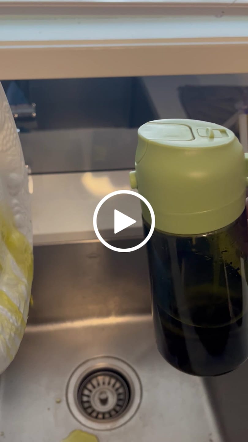 Customer video review of 2 in 1 Oil Dispenser