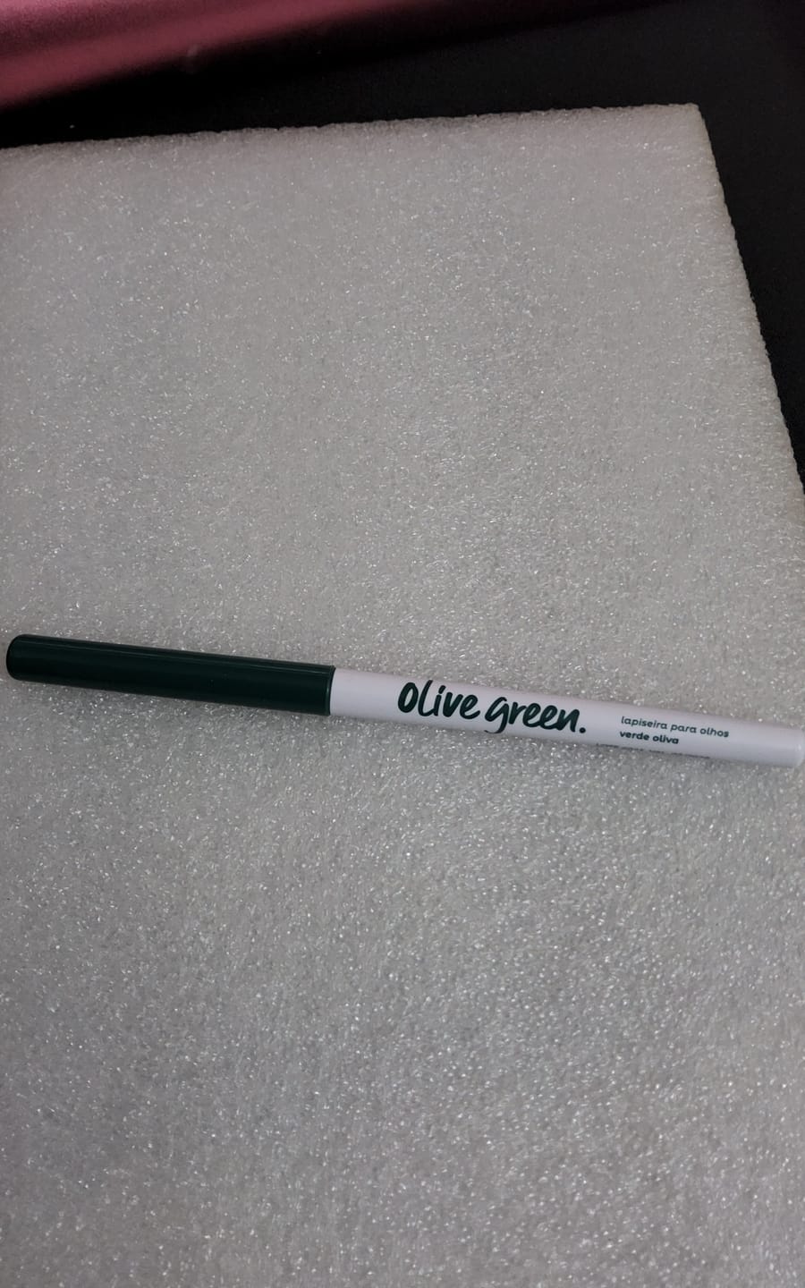 Customer photo review of Lapiseira Para Olhos Olive Green - Vizzela - Verde Oliva Efeito Metalizado