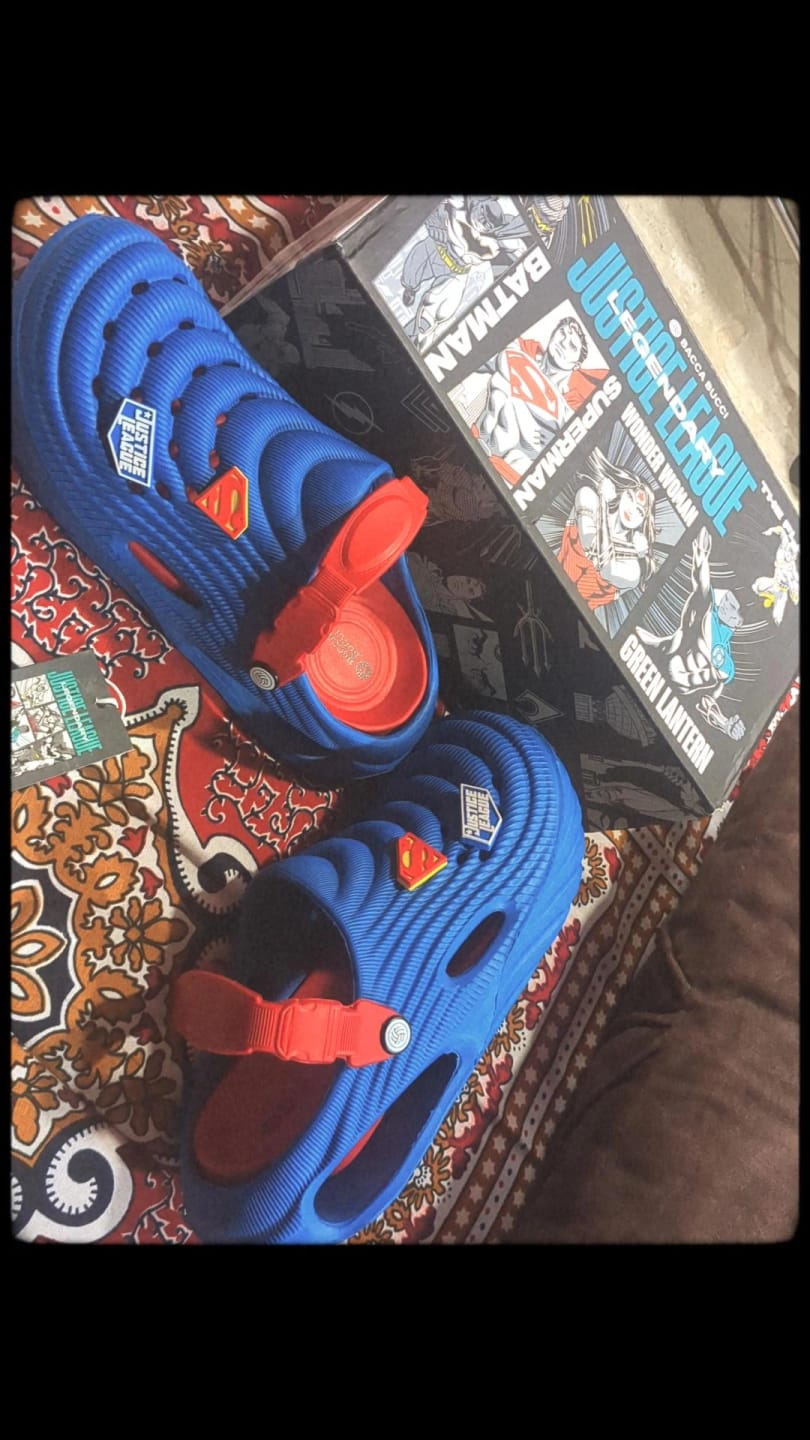 Customer photo review of Justice League