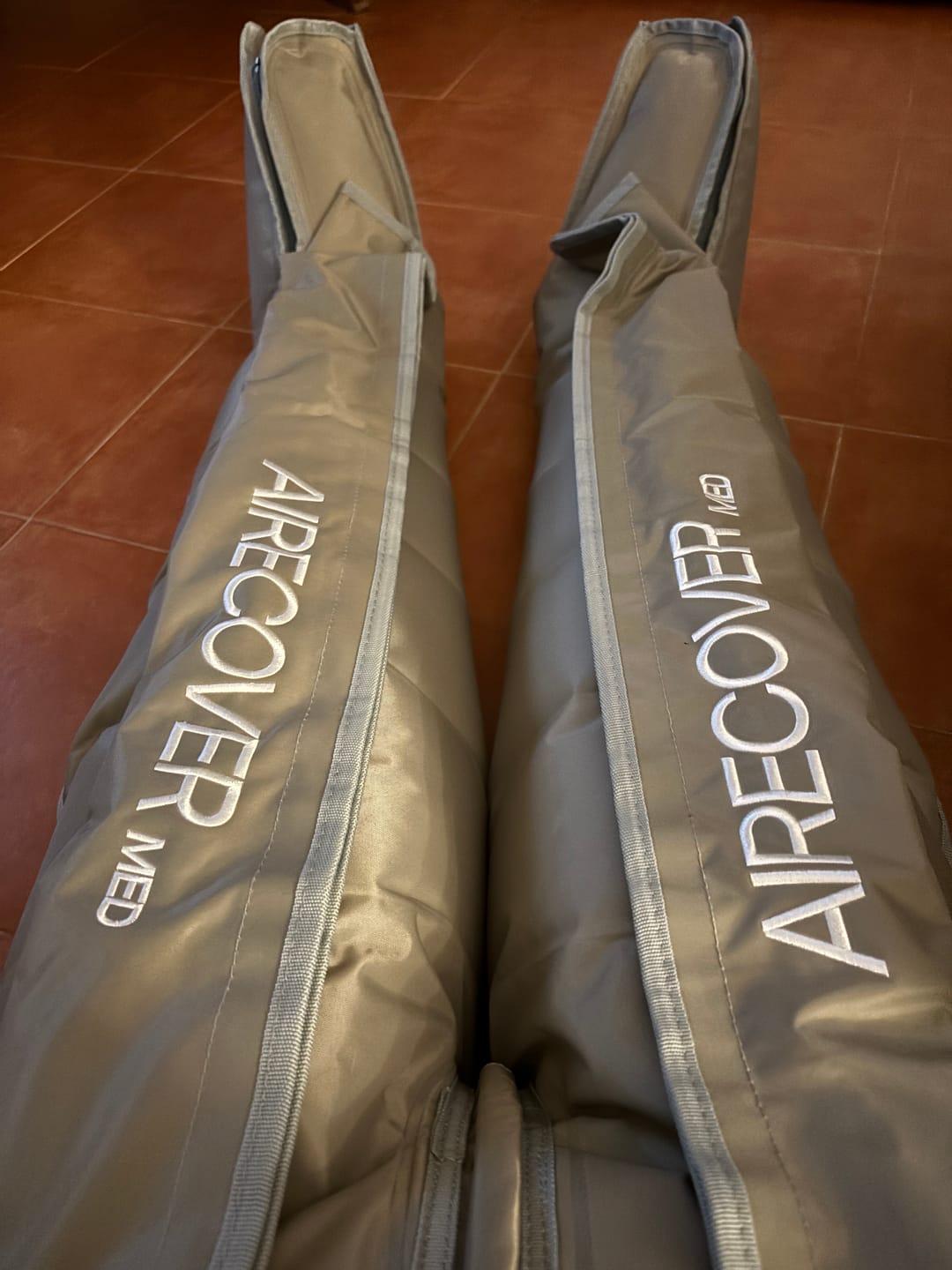 Customer photo review of Airecover Med 8.0 Pants