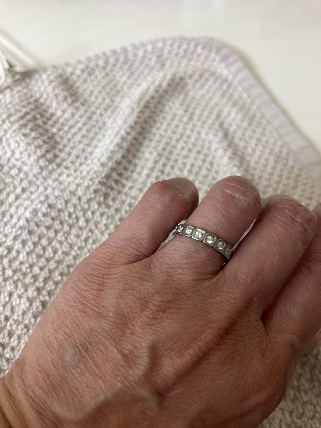Customer photo review of Hera Silver Crystal Ring