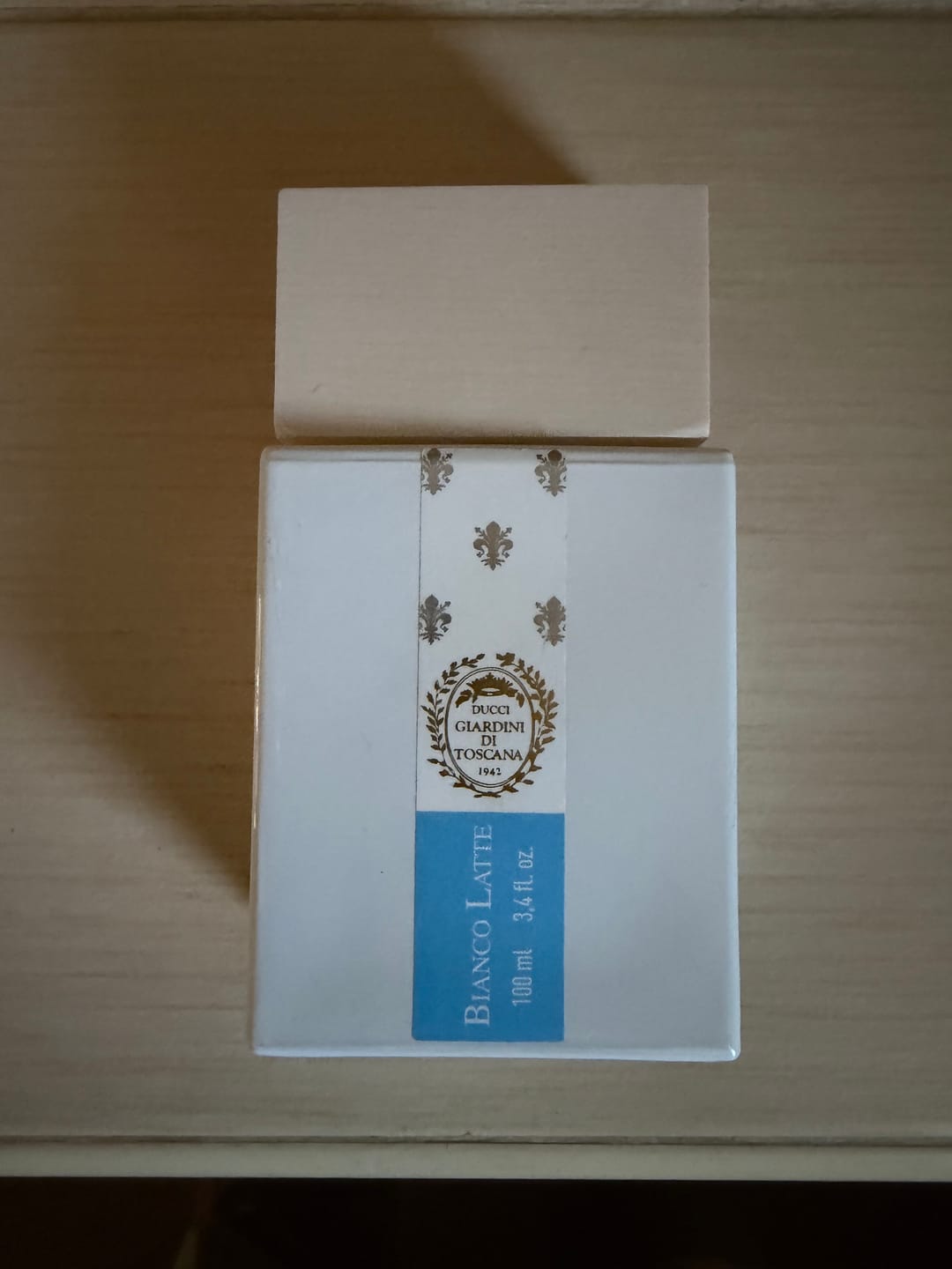 Customer photo review of GIARDINI DI TOSCANA - BIANCO LATTE