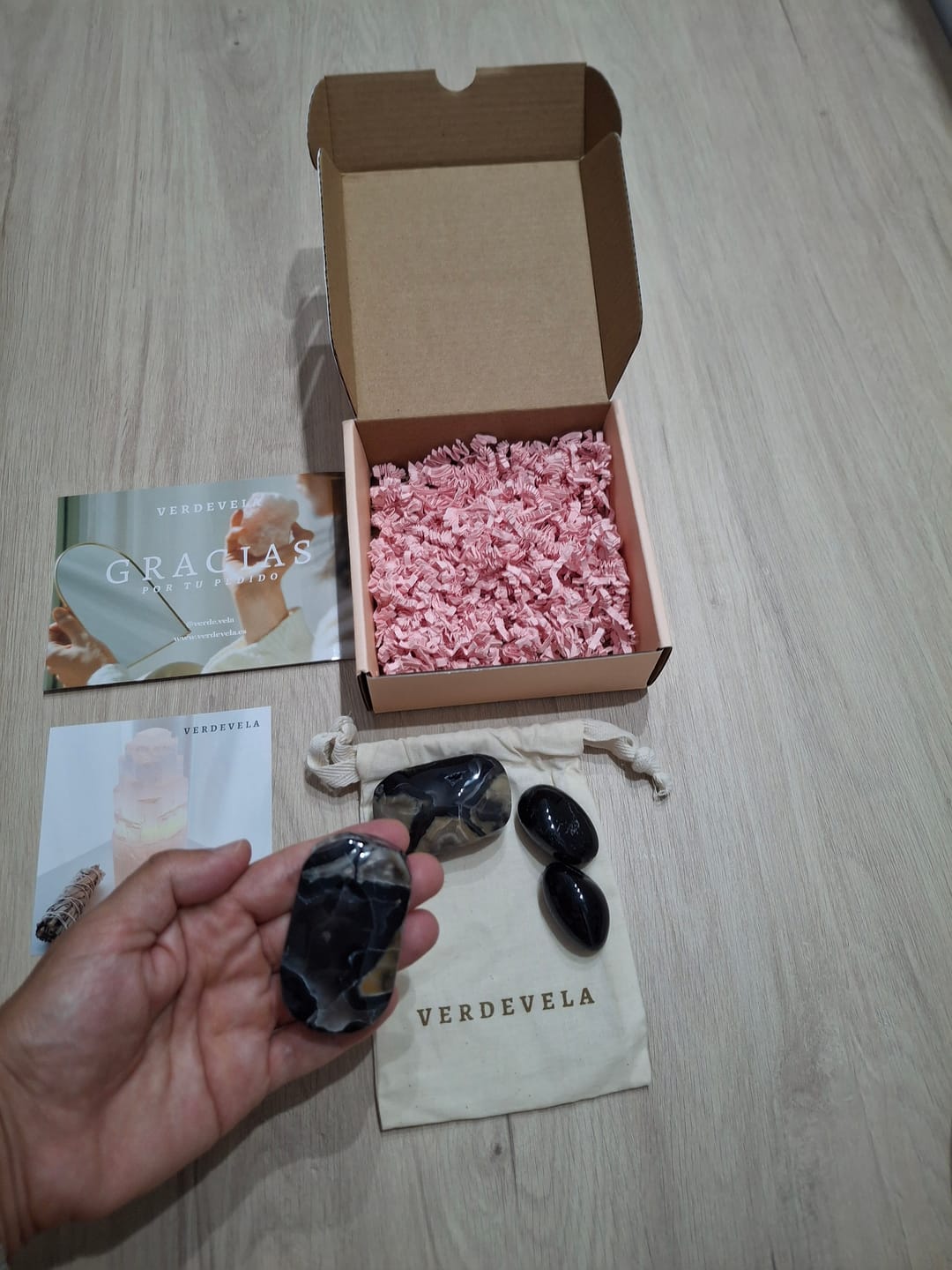 Customer photo review of PREVENTA | Ágata Volcánica | Envidias - Cierre de ciclos