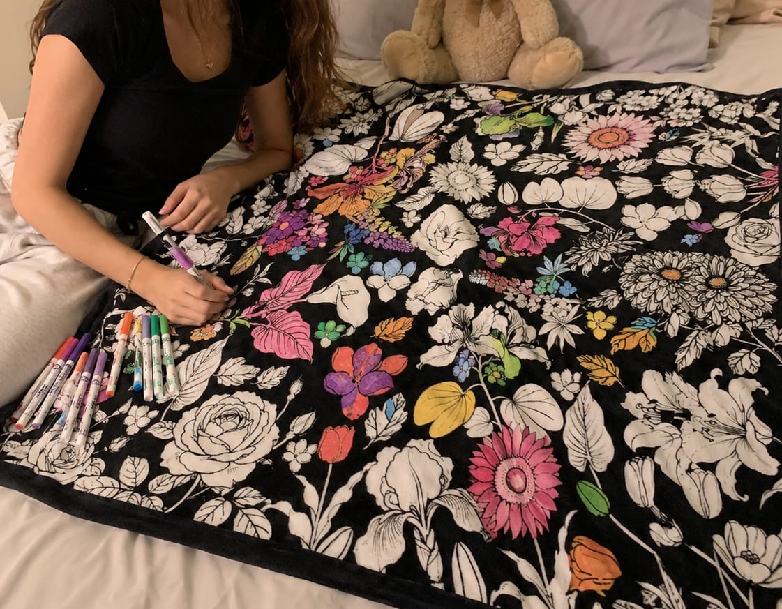 Customer photo review of DIY Drawing Blanket with 24 Colors Markers, Doodle Your Own Blankets, Customizable Washable Paint & Play Blankets for Adults