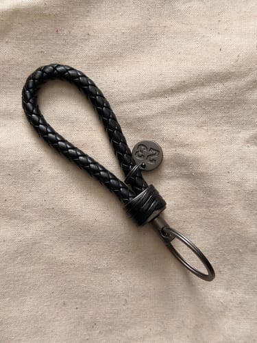 Customer photo review of Black Leather Hand Strap for Mini Sneakers