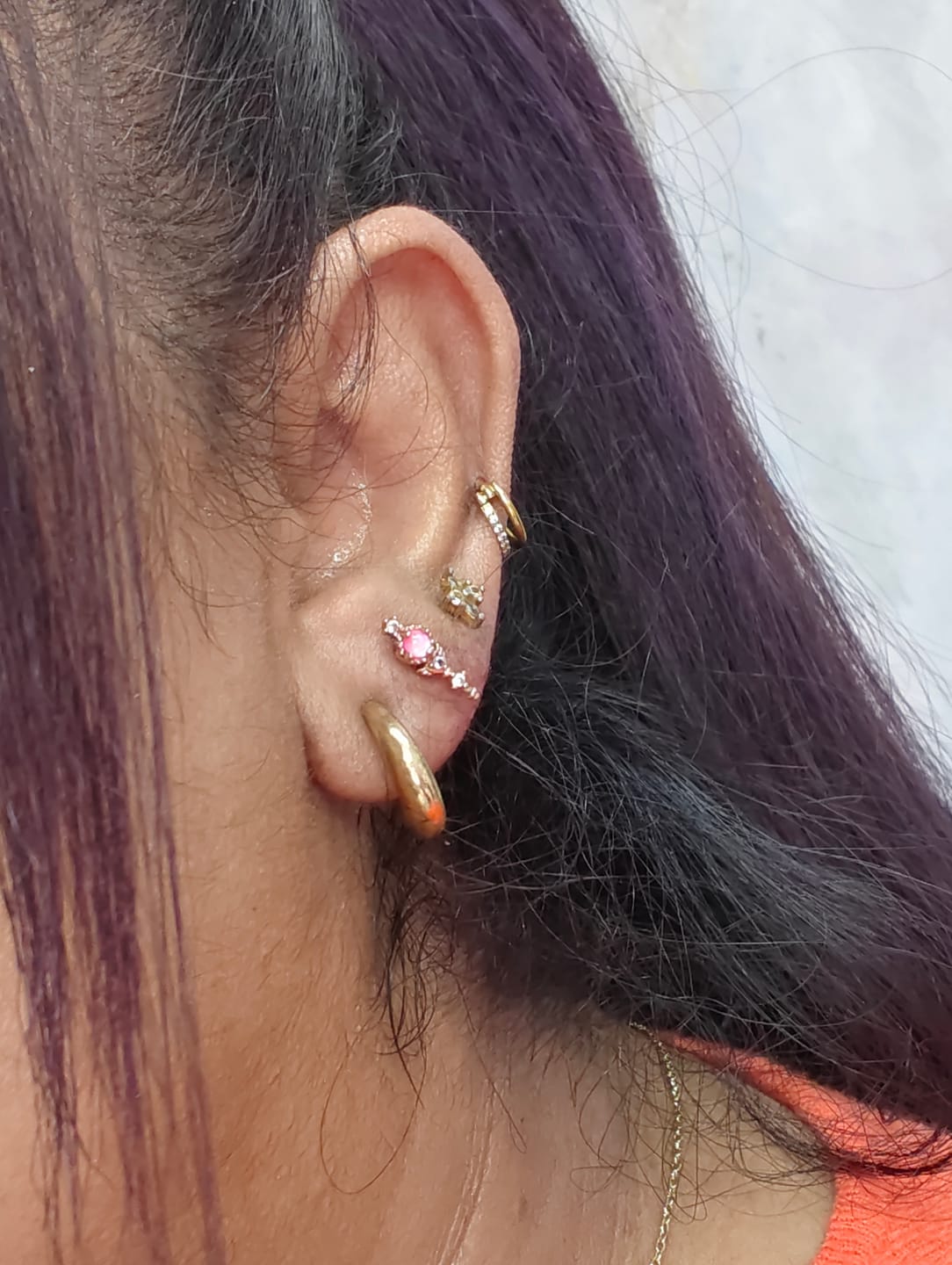 Customer photo review of Piercing Aro Glam Zirconias Titanio
