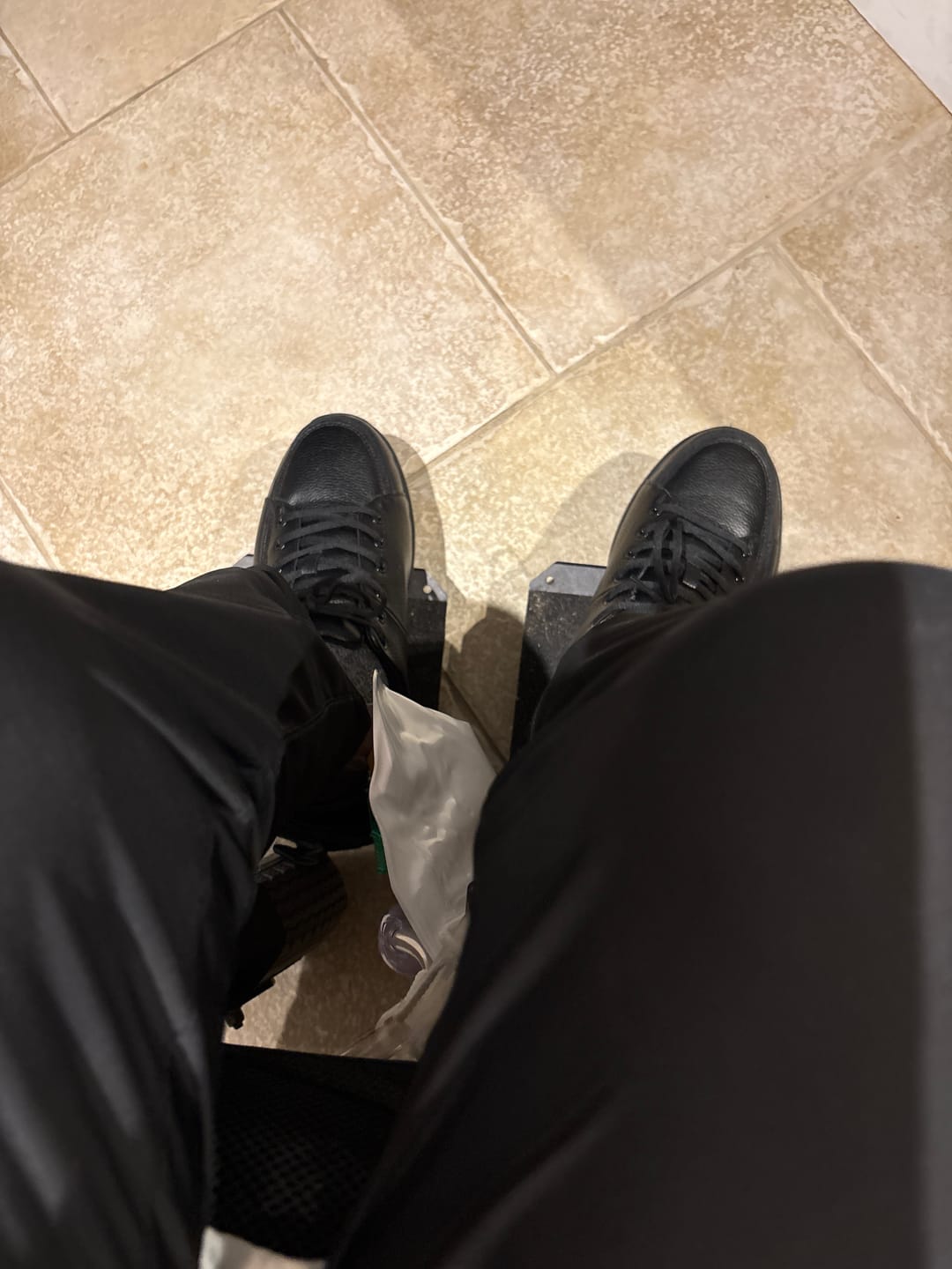 Customer photo review of Men's Black to the Floor BILLY Work Comfort Lows