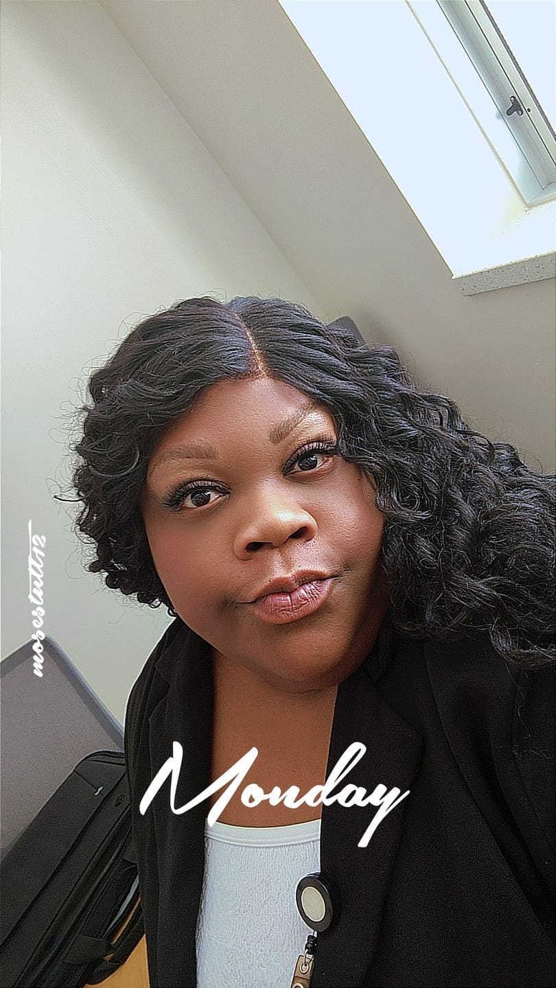 Customer photo review of Sensationnel Butta Lace 90's Bangs Glueless HD Lace Front Wig - 90'S BANGS UNIT 916