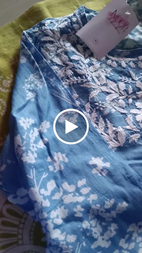 Customer video review of Farhaa Ice Blue Floral Long MulMul kurta