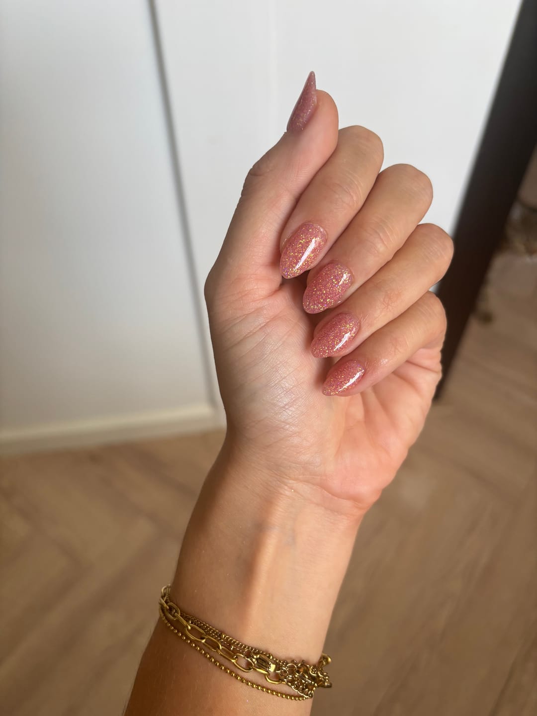 Customer photo review of Rose Sparkle Dipping Powder