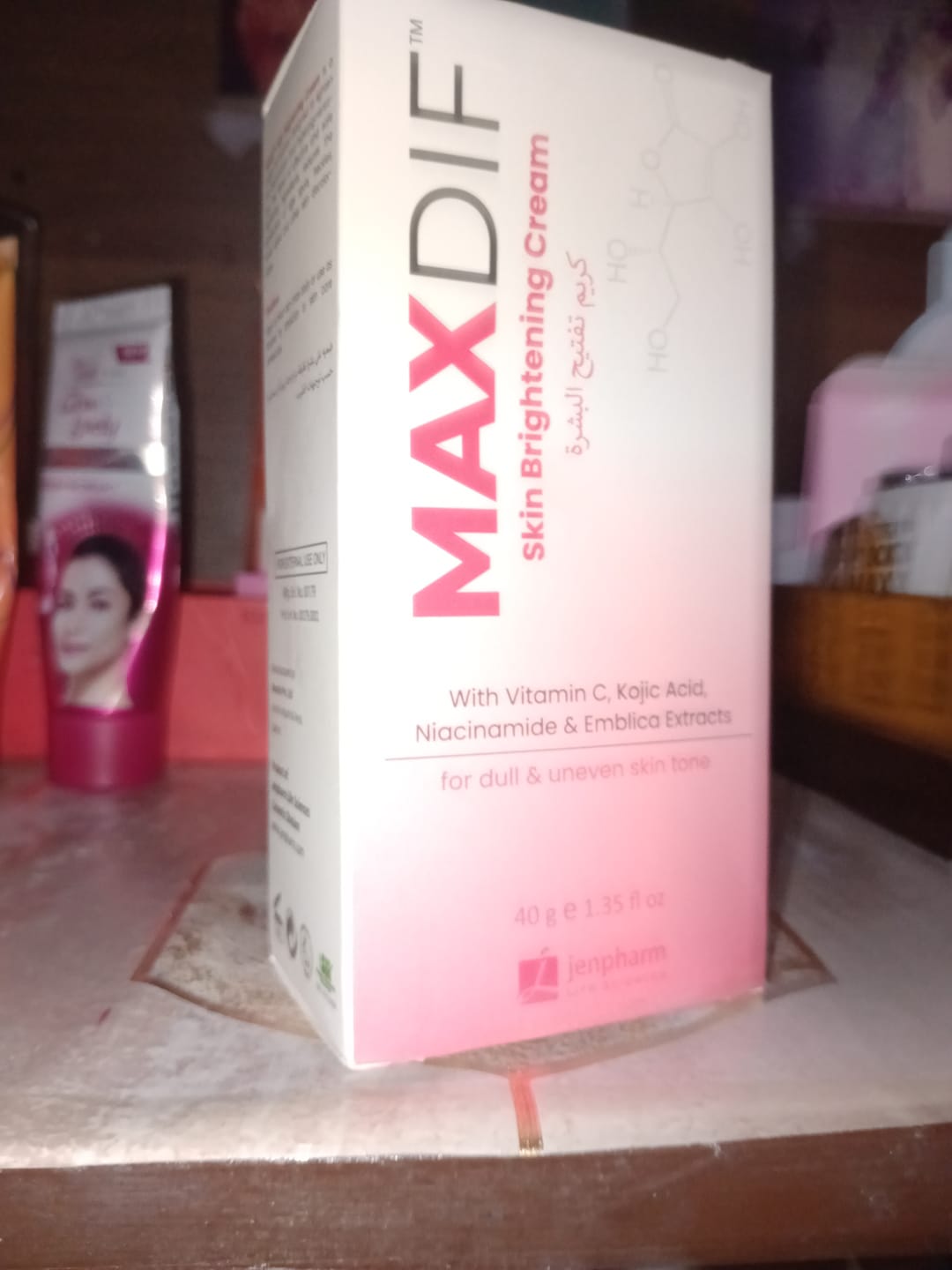 Customer photo review of Maxdif Brightening Cream