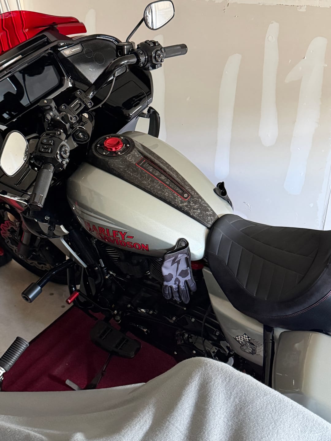 Customer photo review of OG MX GLOVES GRAY