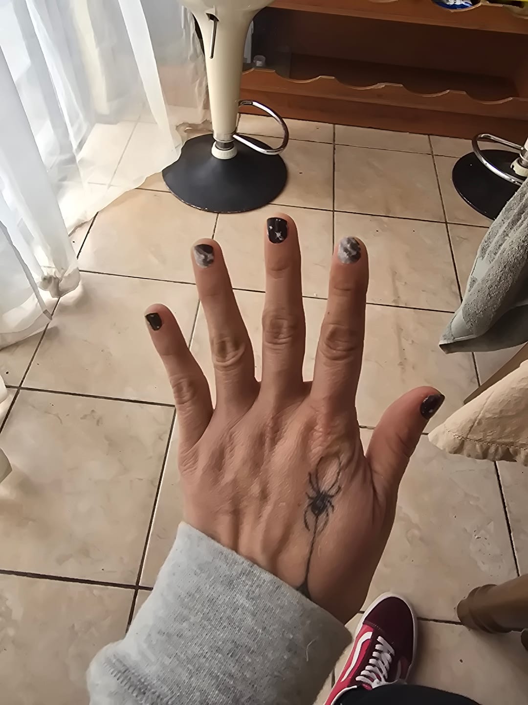 Customer photo review of Estrella Fugaz | Esmalte