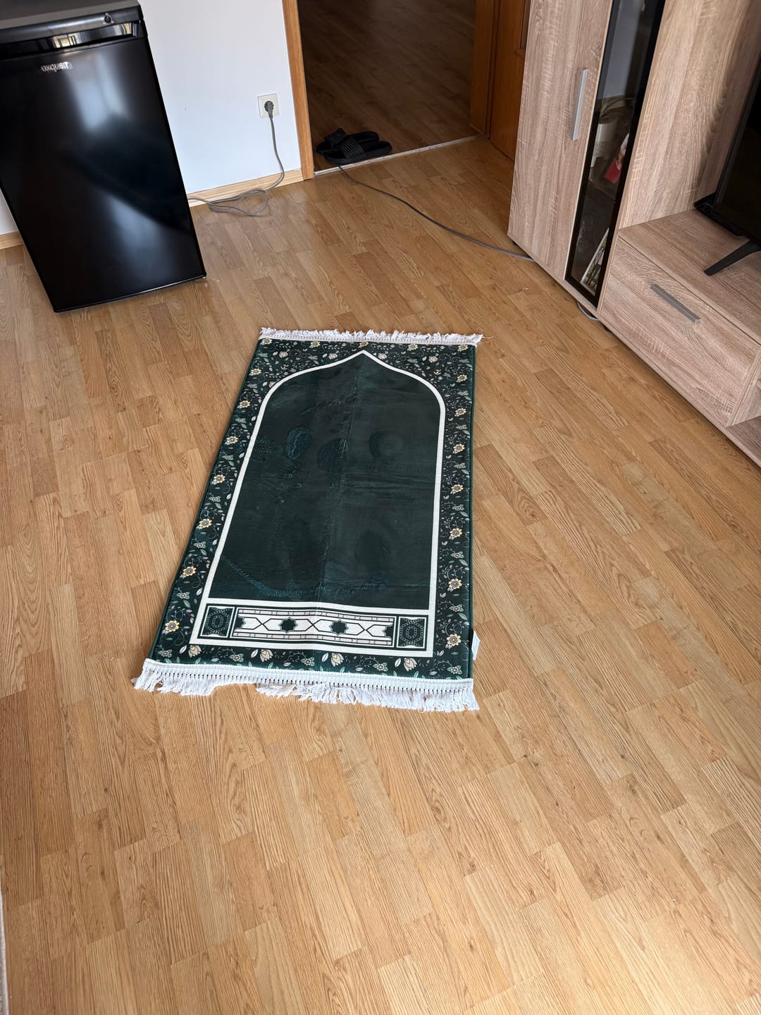 Customer photo review of Imam of Makkah Padded Prayer Mat