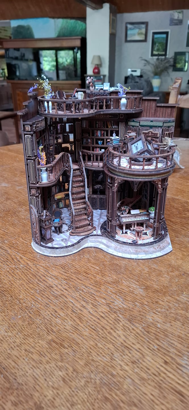 Customer photo review of Miniature House - Dreamy Book Hall