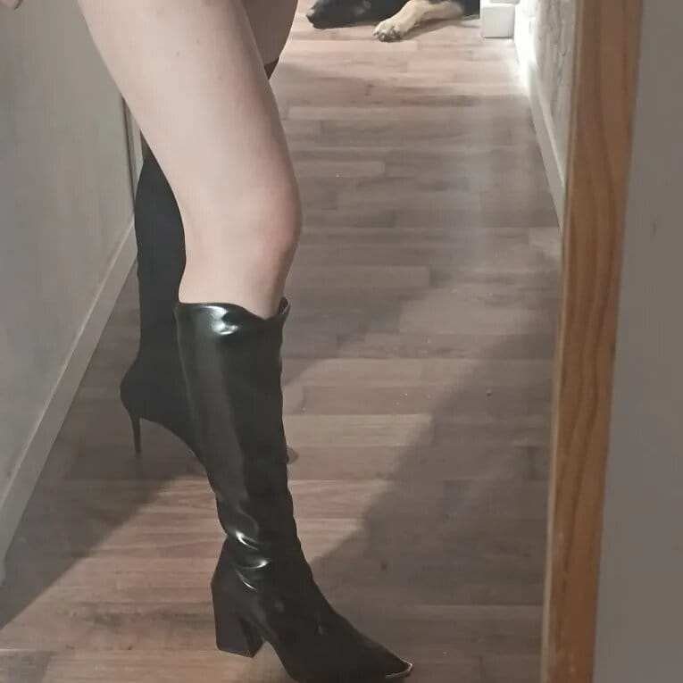 Customer photo review of Rider Knee-High Boots