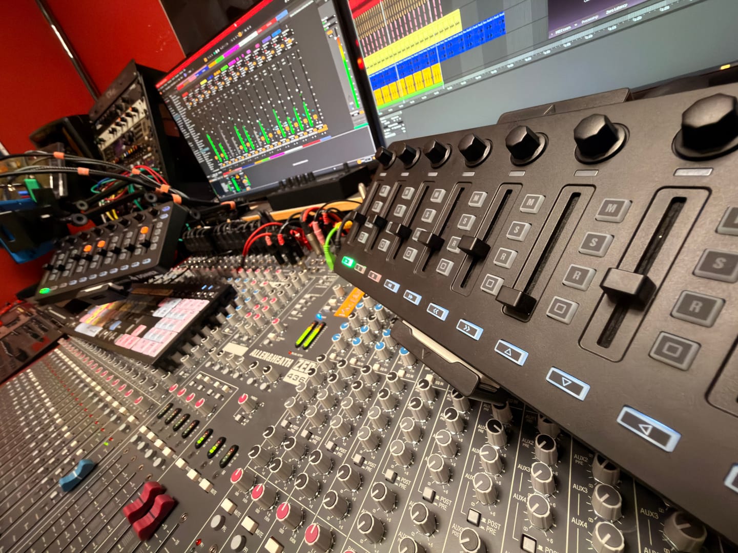 Customer photo review of Donner Starrycrtl MIDI-Controller Schwarz
