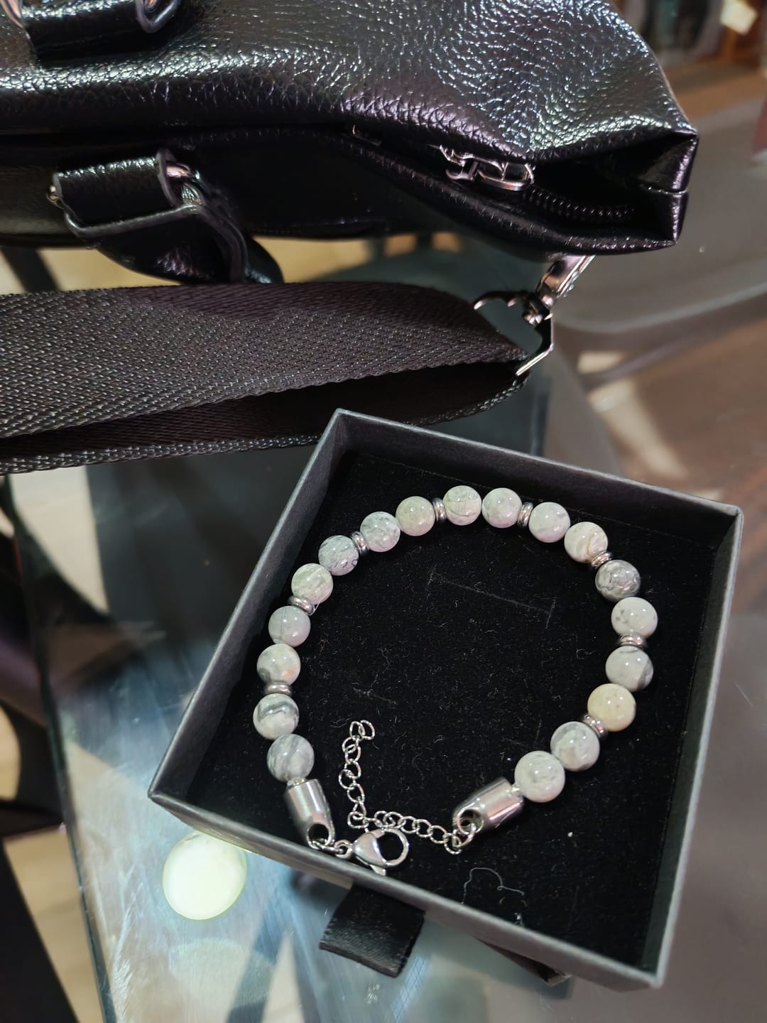 Customer photo review of Pulsera Oculus