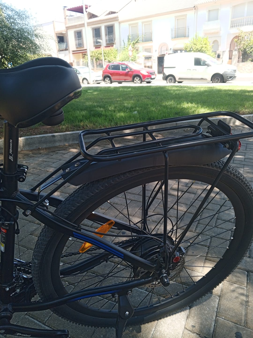 Customer photo review of Cycling Pack(Free gifts with E-bike purchase,includes mudguards,rear rack,and phone holder bag)