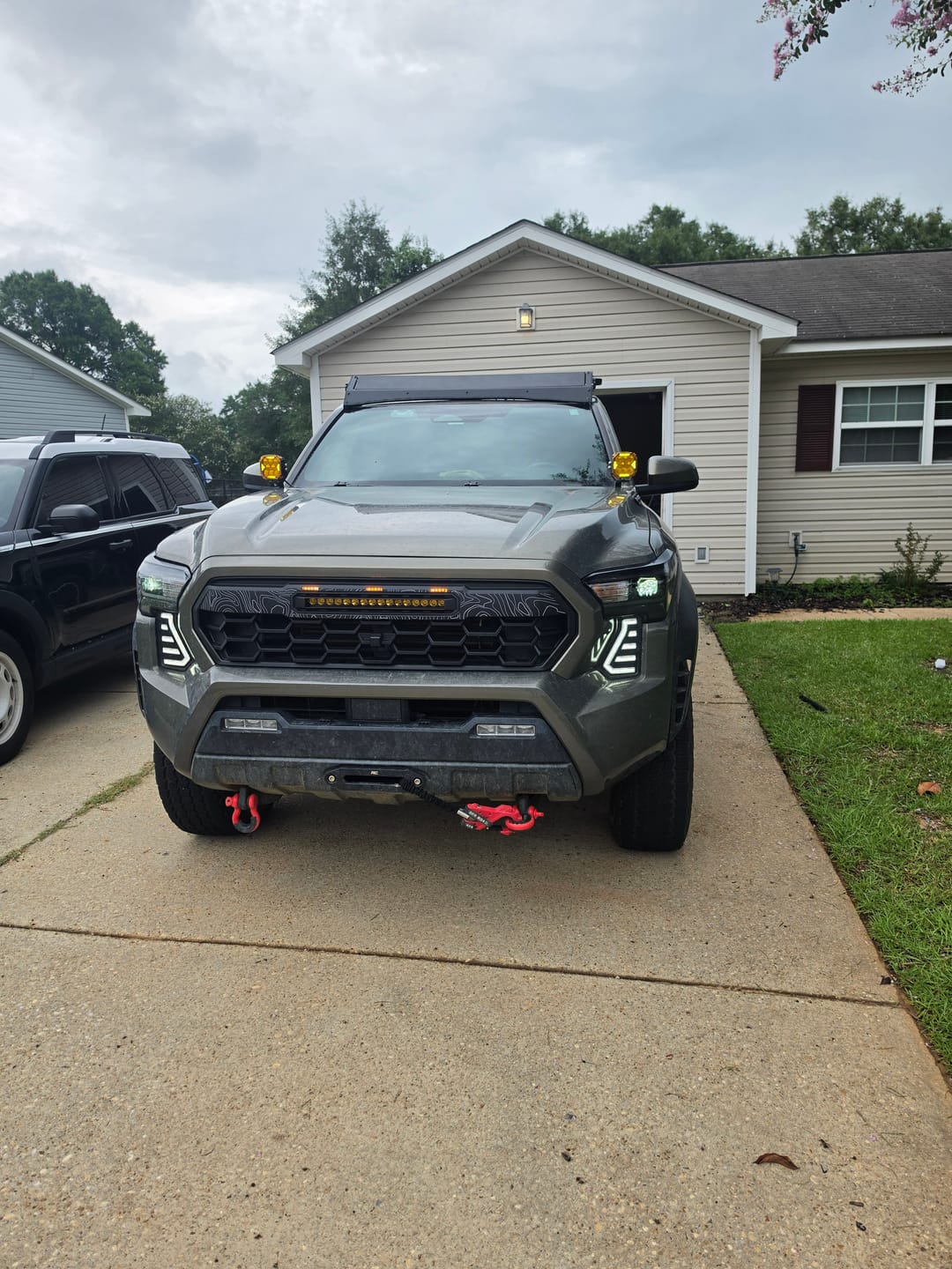 Customer photo review of 2024+ Tacoma Apex Pro Grille with LED Light Bar by YotaTribe