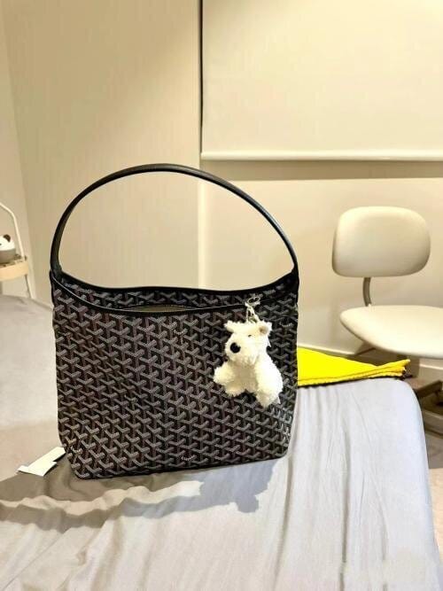 Customer photo review of Half-Moon Shoulder Bag