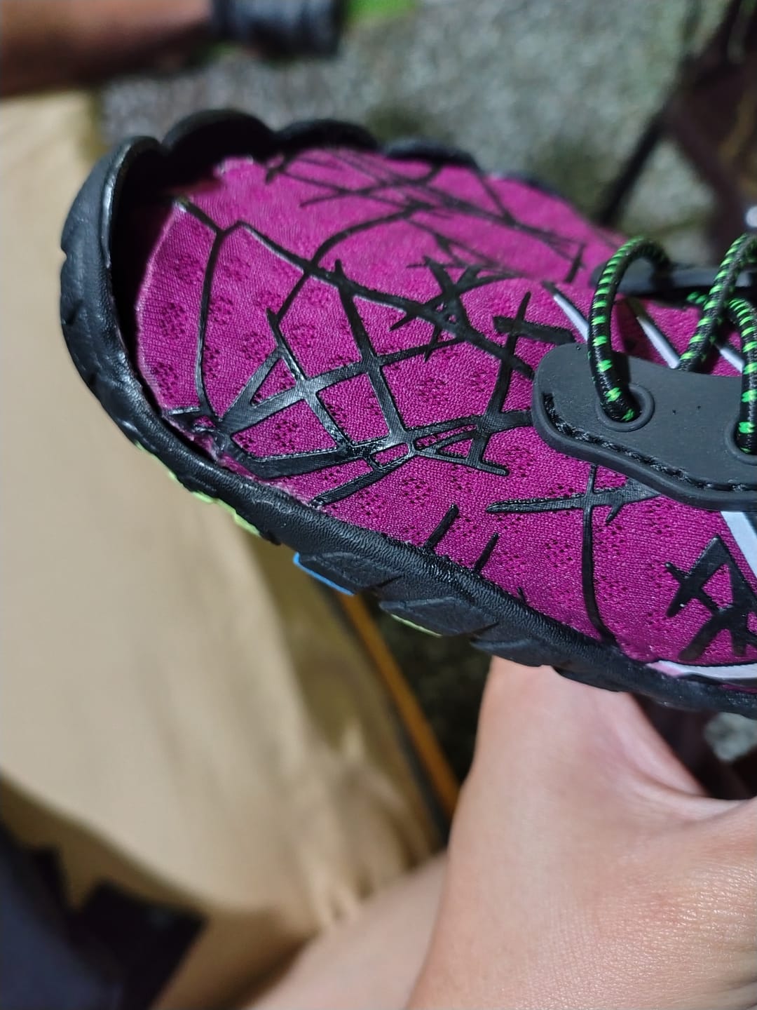 Customer photo review of Morado Coralyno™ - Zapatos acuáticos con cordones
