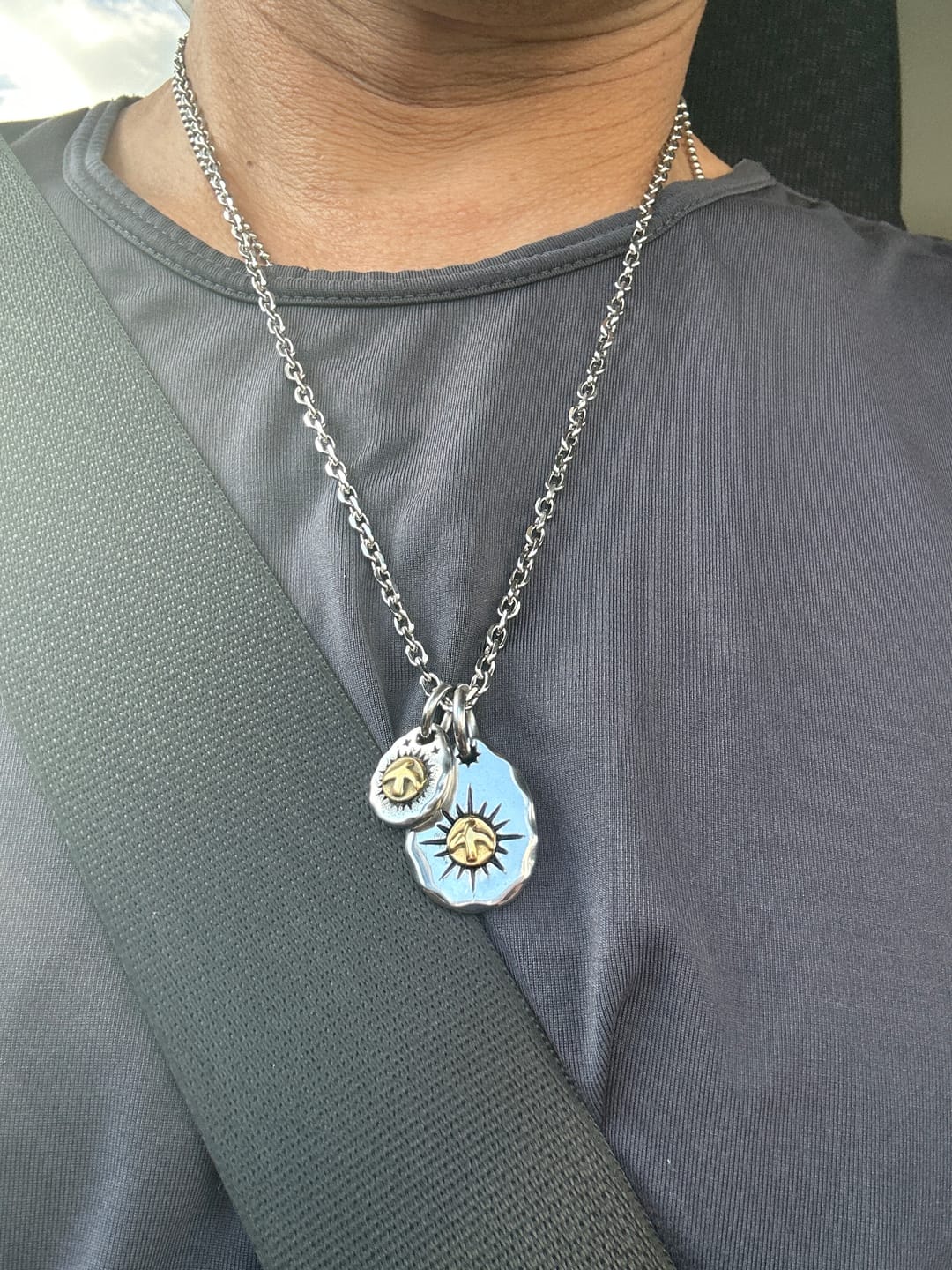 Customer photo review of イーグルポイント　ダブルペンダントネックレス