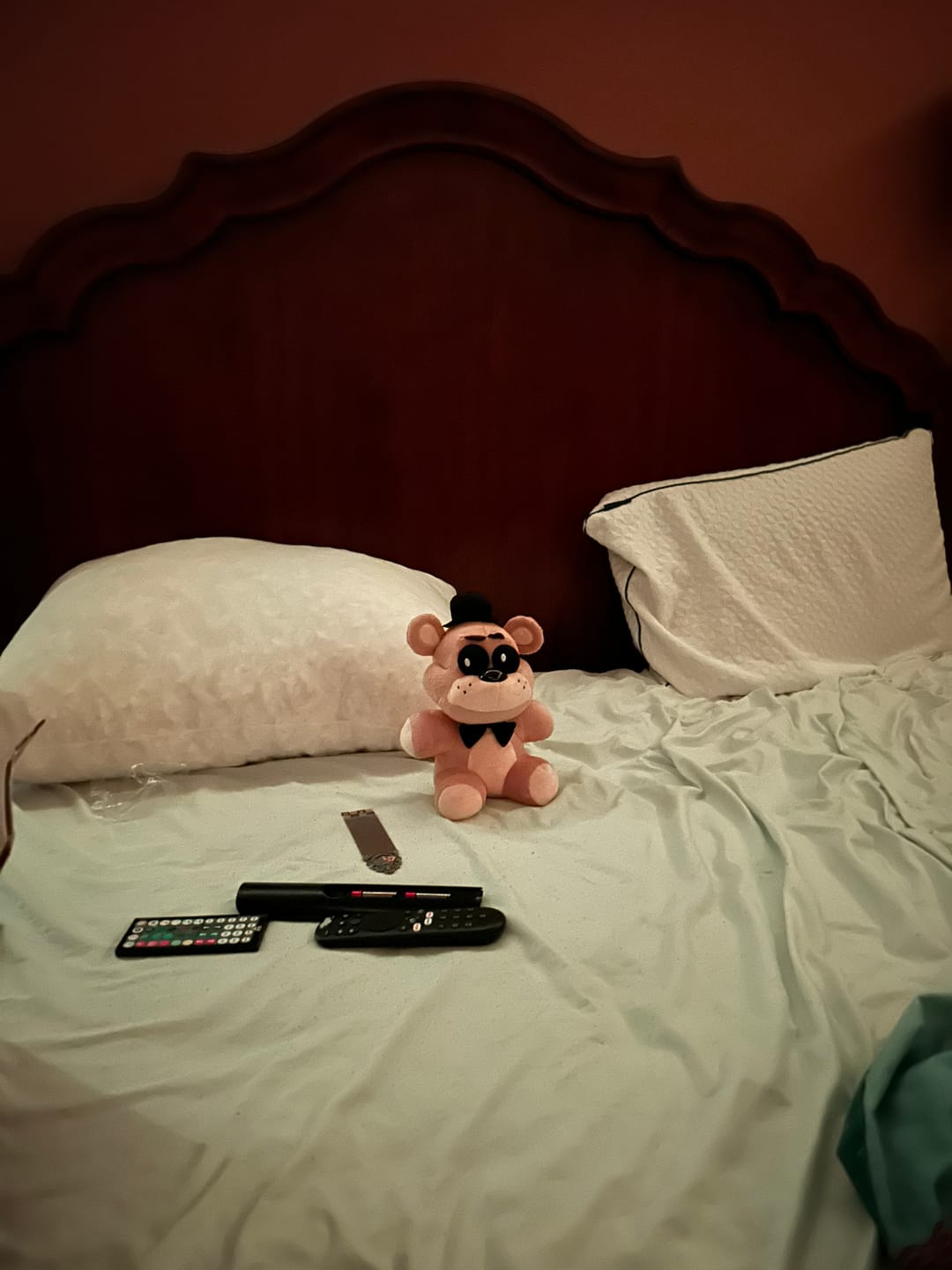 Customer photo review of Five Nights at Freddy's - Golden Freddy Plush