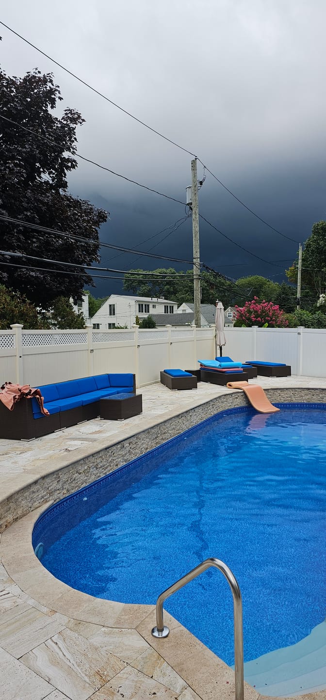 Customer photo review of Dolphin M600 Robotic Pool Cleaner - Enhanced Warranty
