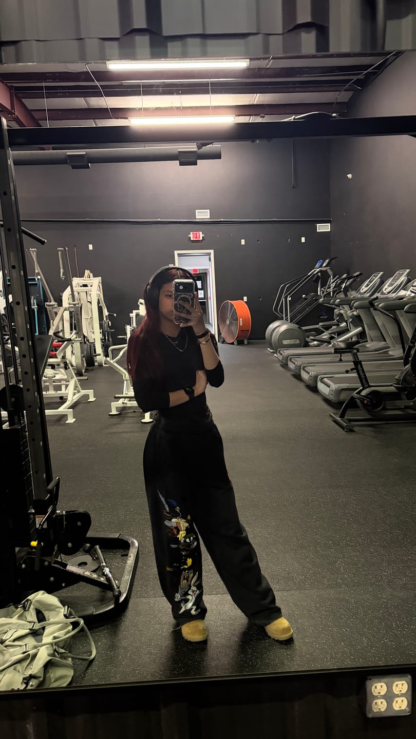 Customer photo review of 2183 - Looney Tunes Squad Sweats
