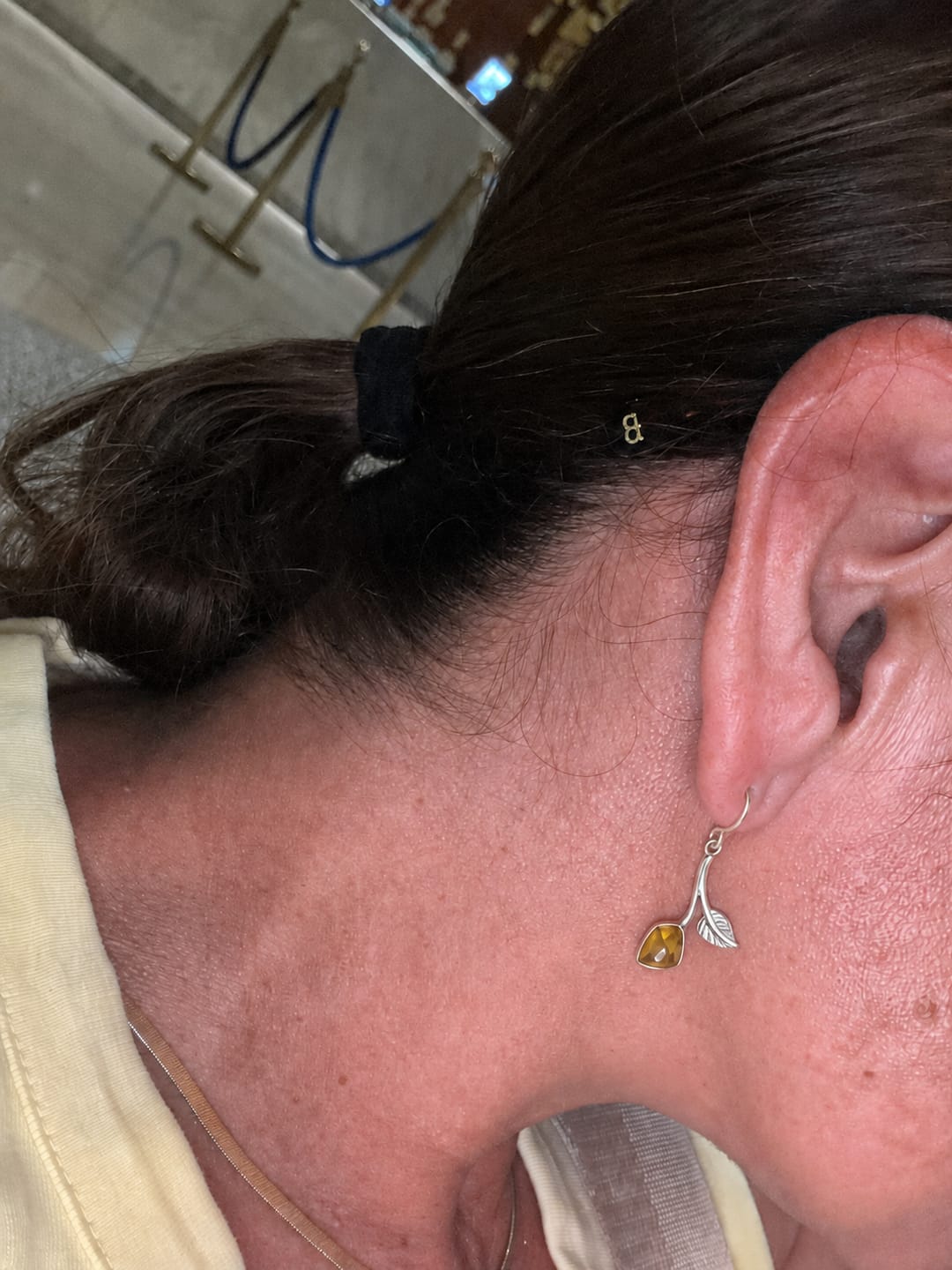 Customer photo review of Aretes Lacandona Amarillos
