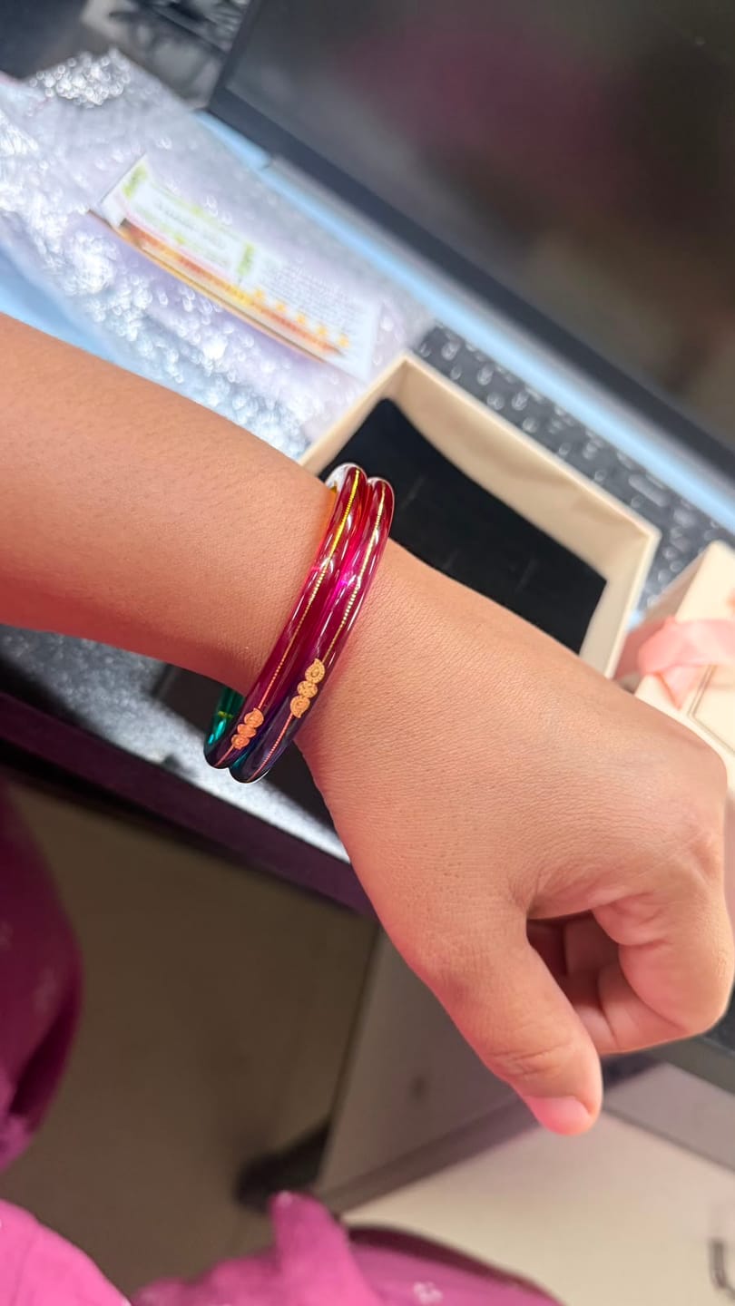 Customer photo review of A Colorful Set for Every Occasion!" - 916 22k Hallmark (Multicolour)