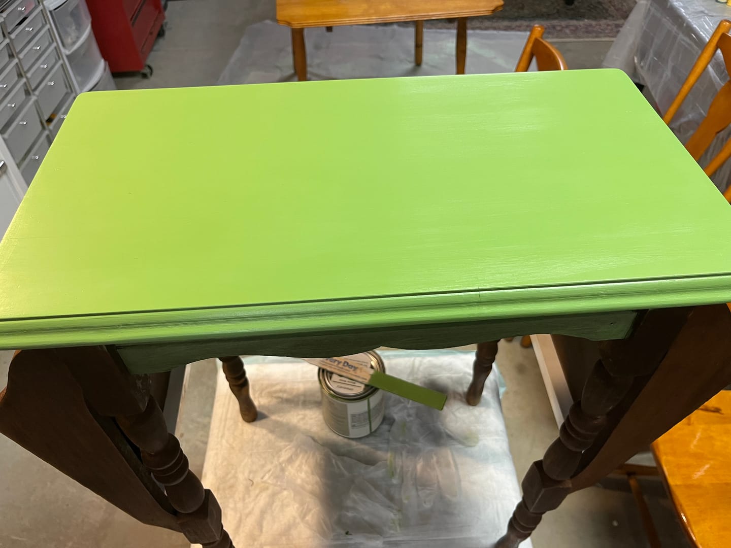 The same tabletop after a second coat of Satin Dreams, fully covered in green with no primer