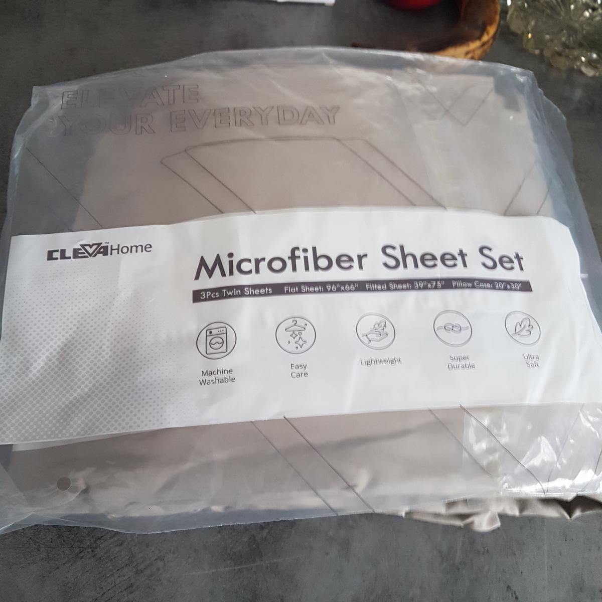 Customer photo review of Cooling Sheet Set 4 pieces