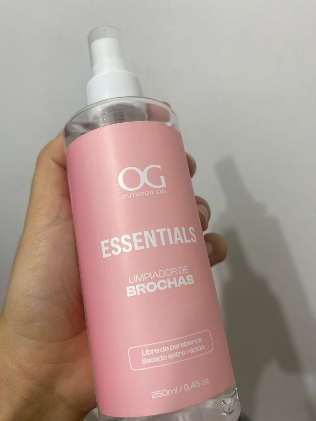 Customer photo review of LIMPIADOR DE BROCHAS