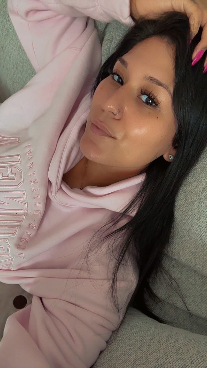 Customer photo review of W5192 - Layover Hoodie