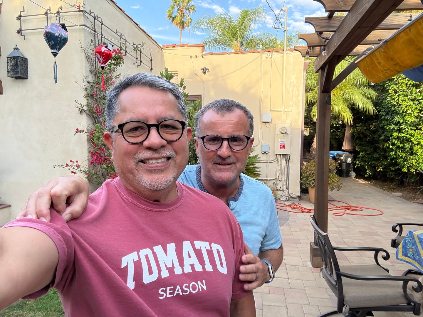 Customer photo review of Tomato Season T-shirt